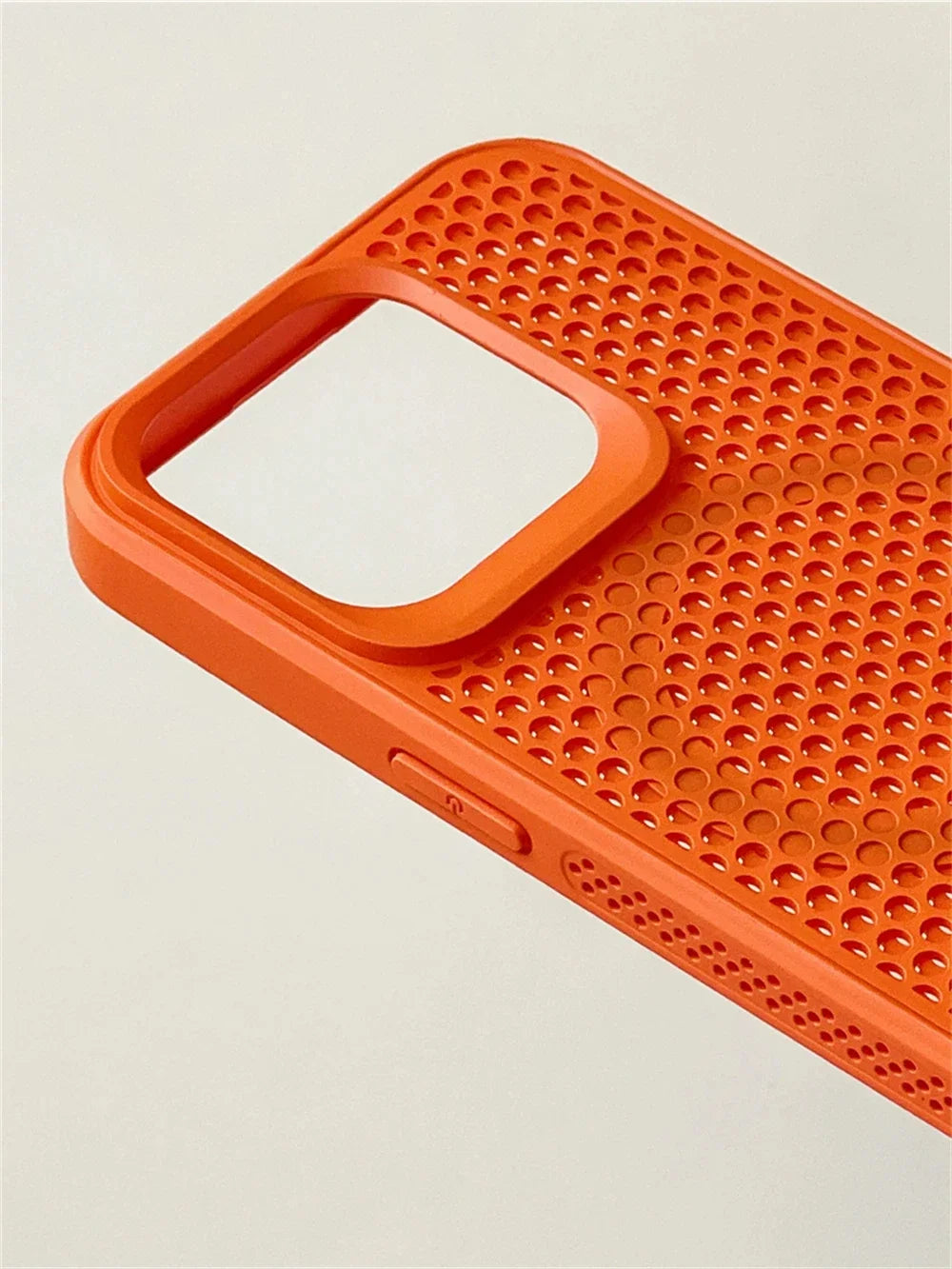 GIAUSA Magnetic Clear Case for iPhone – Sleek, Strong & MagSafe Ready